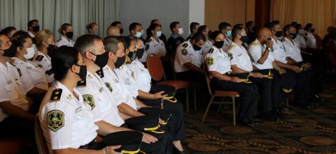 Funcionarios presentes